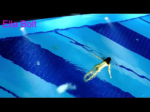 ❤️ నేను చూడటం ఆపలేను, ELLA BOLT రిసార్ట్ పూల్‌లో నగ్నంగా ఈత కొడుతూ దొరికిన యువ అందగత్తె అంగ పోర్న్ te.camporner.top ❌